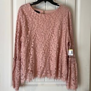 New gorgeous lace women’s blouse. Size XL